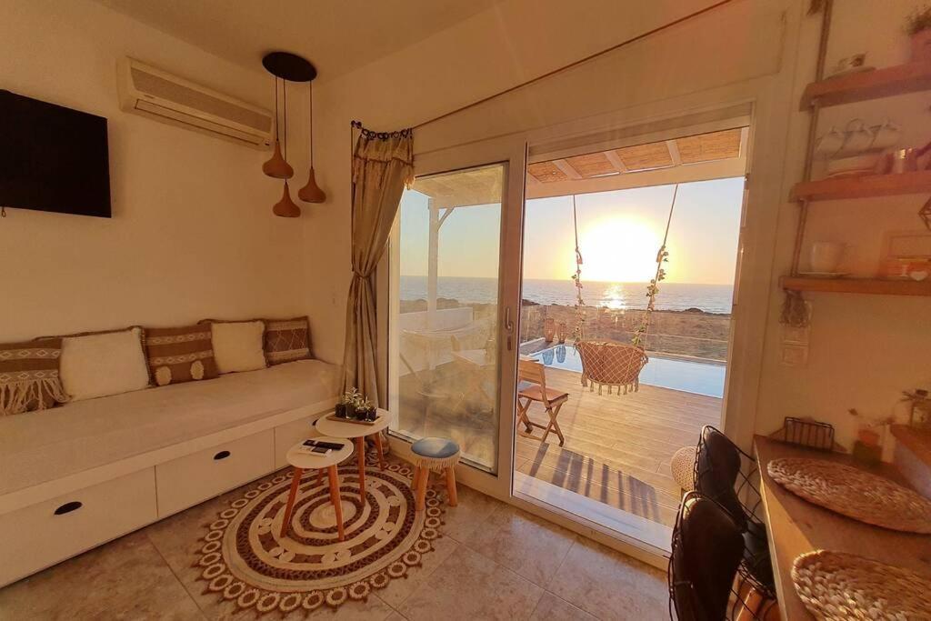 Tramonto Luxury Villa No1- Breathtaking Sunset View Foiníkion Екстериор снимка