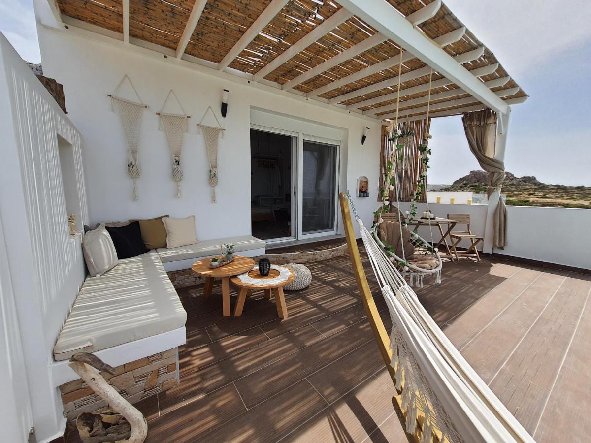 Tramonto Luxury Villa No1- Breathtaking Sunset View Foiníkion Екстериор снимка