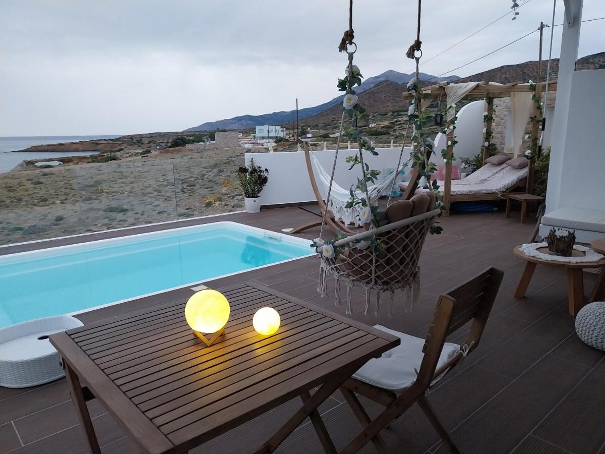 Tramonto Luxury Villa No1- Breathtaking Sunset View Foiníkion Екстериор снимка